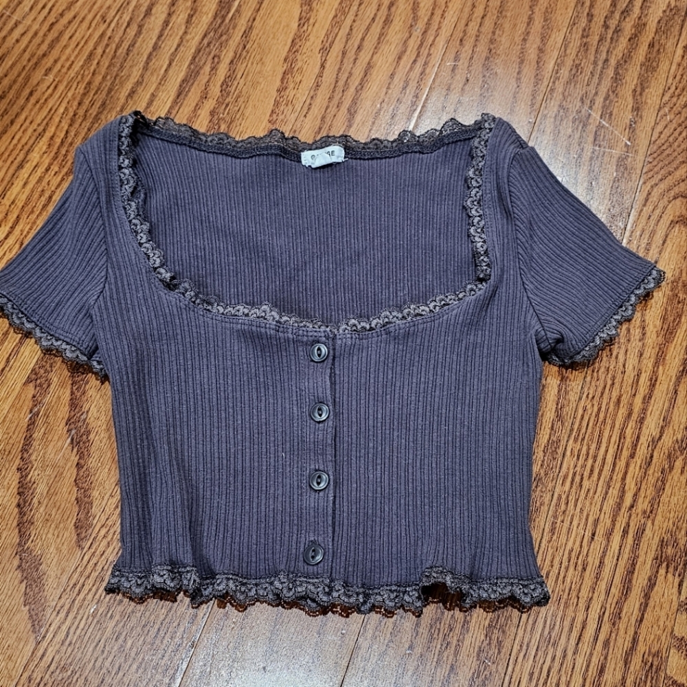 Garage crop top (Purple)